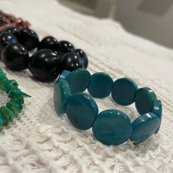 Shell/Bead/Hawaiian Sea Bean/Tagua Mixed Bracelets - Picture 6 of 9